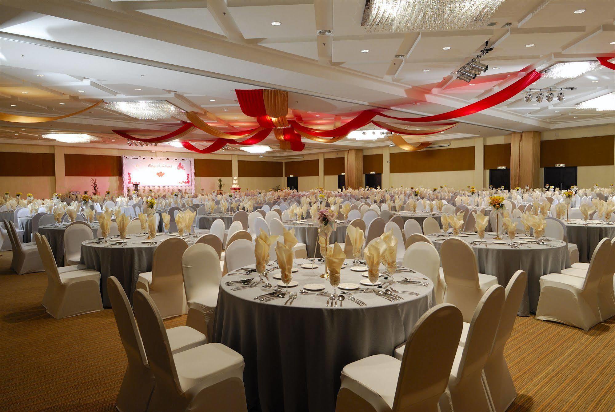 Borneo Royale Hotel Tawau Zewnętrze zdjęcie