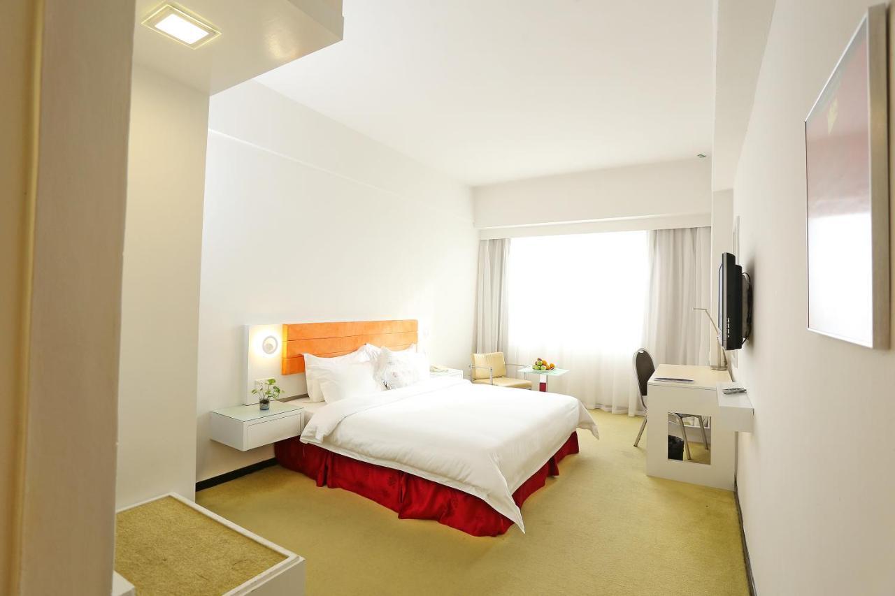 Borneo Royale Hotel Tawau Zewnętrze zdjęcie
